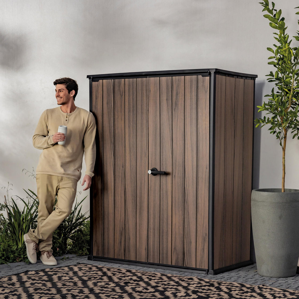 Keter Signature 1400L High Store – Premium Vertical Outdoor Storage Cabinet | Rosewood Wood‑Effect | Secure, Weather‑Resistant & Easy Assembly